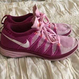 Nike FLYKNIT LUNAR 2 tennis shoes